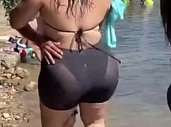 Bunduda gostosa prostitute shows her curves today