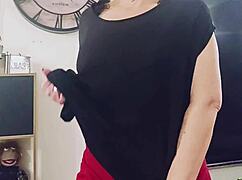 Lingerie en cuire je me déshabille pour toi