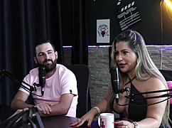 Sofreram preconceitos e quando estao com tesao fazem videos amadores seu casamento nao durou e no reality show
