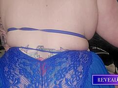 curvy bbw uses two vibrators for double penetration