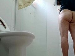 Femboy pobre se humilhando na internet 2026