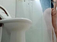 Femboy pobre se humilhando na internet 2026
