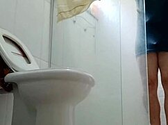 Femboy pobre se humilhando na internet 2026