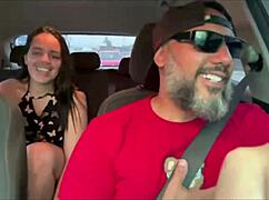 Pedi para o motorista de aplicativo uber me levar para o motel dei gostoso minha buceta rosinha pra ele