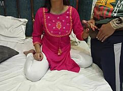 Desisaarabhabhi shares bed with stepbro in hindi