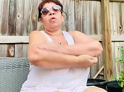 big wet shirt shows off huge tits 😍