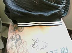 morena rabuda wants to fuck by window