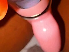 sexy ebony with creamy pussy having a fun time squirting all over