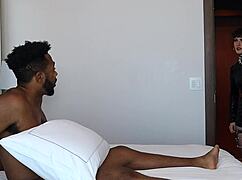 ahunu reed takes a huge facial