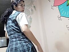 Me castigaron por ser una colegiala malcriada