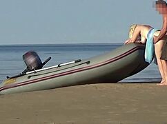 lady tourist and boatman fuck on beach