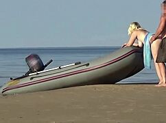 lady tourist and boatman fuck on beach