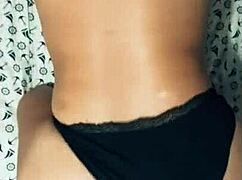 اوسخ سكس مصرى اخو جوزى هاج عليا