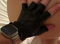 mature lady gets seduced and creampied in bed