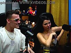 O ruan nao aguentou e foi beijar bem gostoso a natasha naturista na frente do marido podcast pum no barraco completo no sheer red